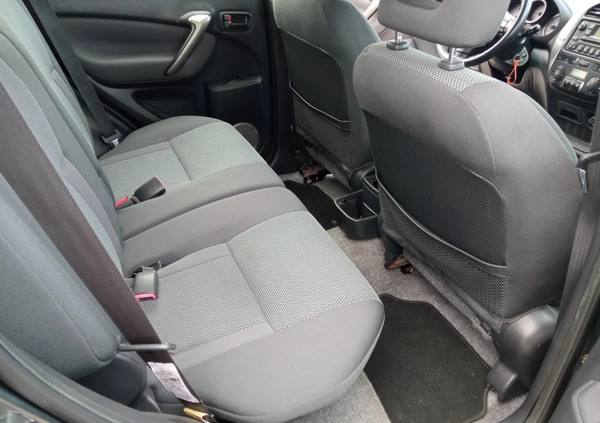 Toyota RAV4 cena 21900 przebieg: 202800, rok produkcji 2004 z Jutrosin małe 106